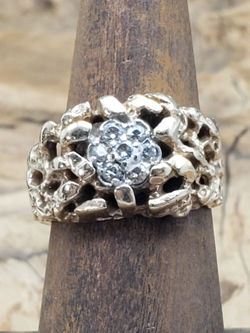 10k Gold Mens Nugget Ring w/ 7 Diamonds Cluster Vintage Neo Classic Luxury 6